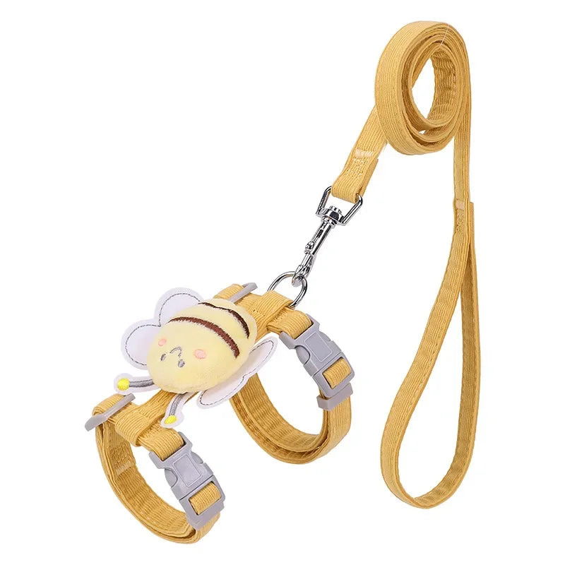 Conjunto de arnés, correa y collar para mascotas (ajustable, diseño de abeja de dibujos animados, arnés de doble capa para perros pequeños y medianos, ideal para paseos al aire libre).