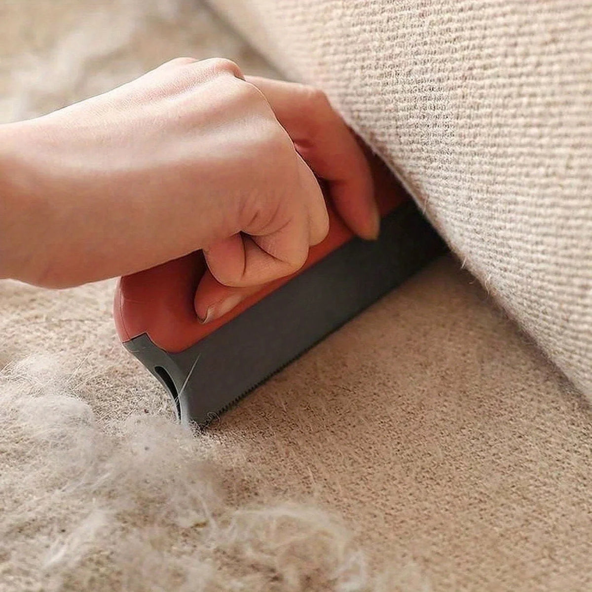 Cepillo eficaz para eliminar el pelo de gatos